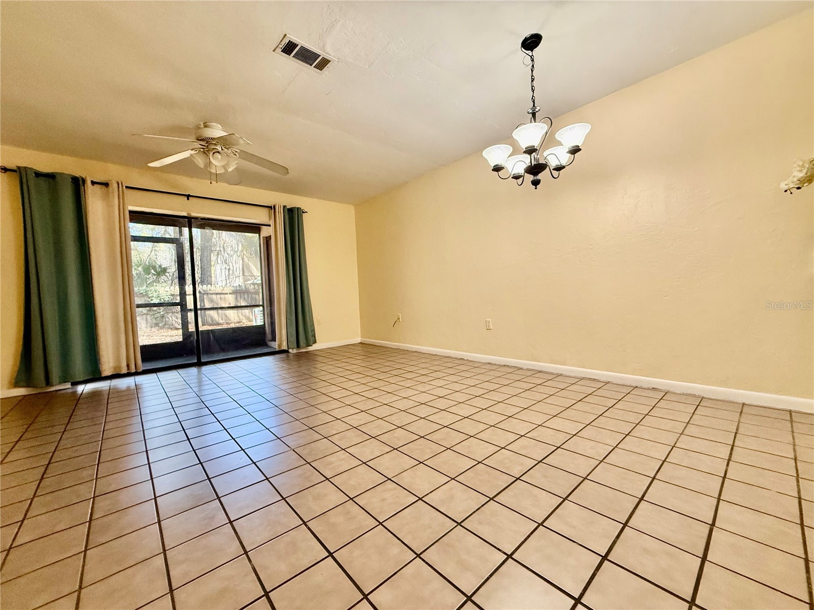 2735 SW 35th Place #1604 Gainesville FL 32608 GC538280 image3