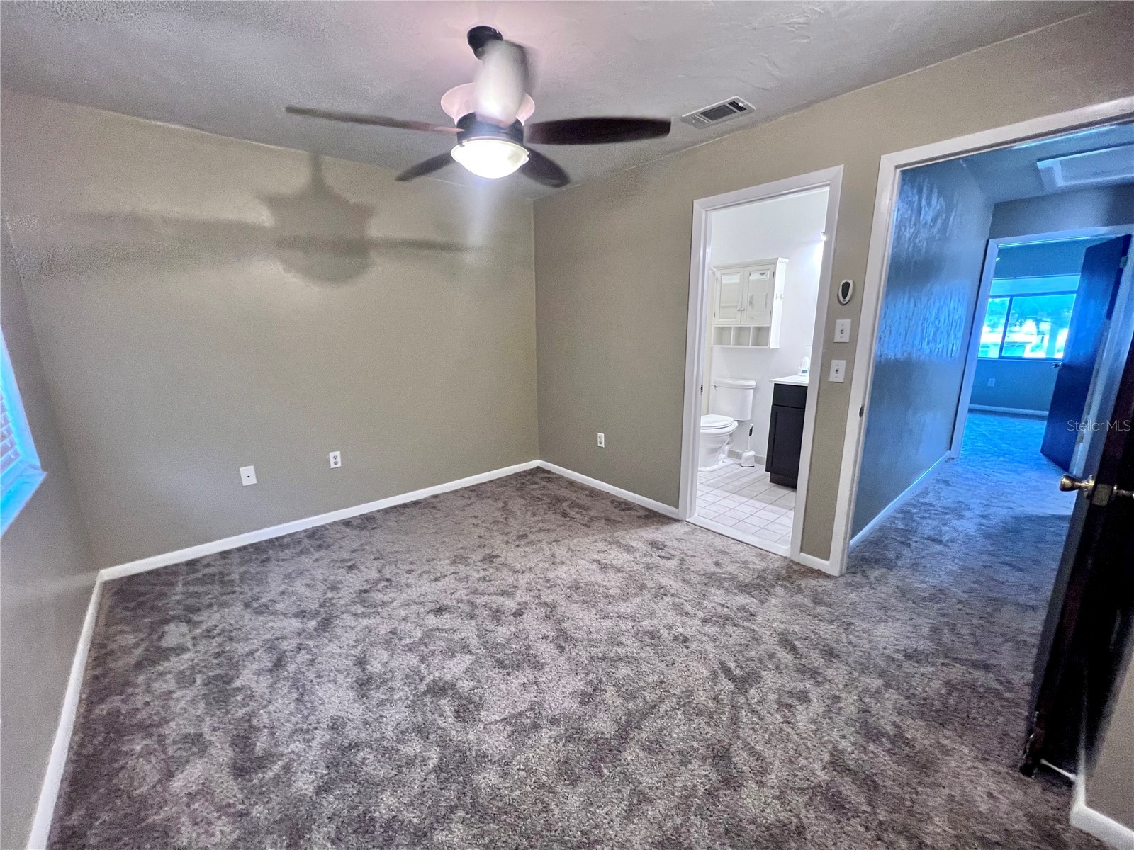 2735 SW 35th Place #2004 Gainesville FL 32608 GC540839 image3