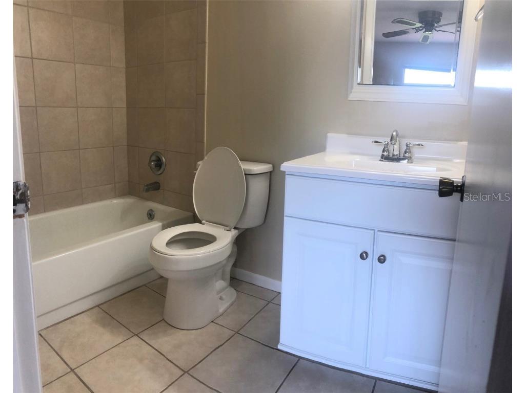 2735 SW 35th Place #403 Gainesville FL 32608 GC532725 image8