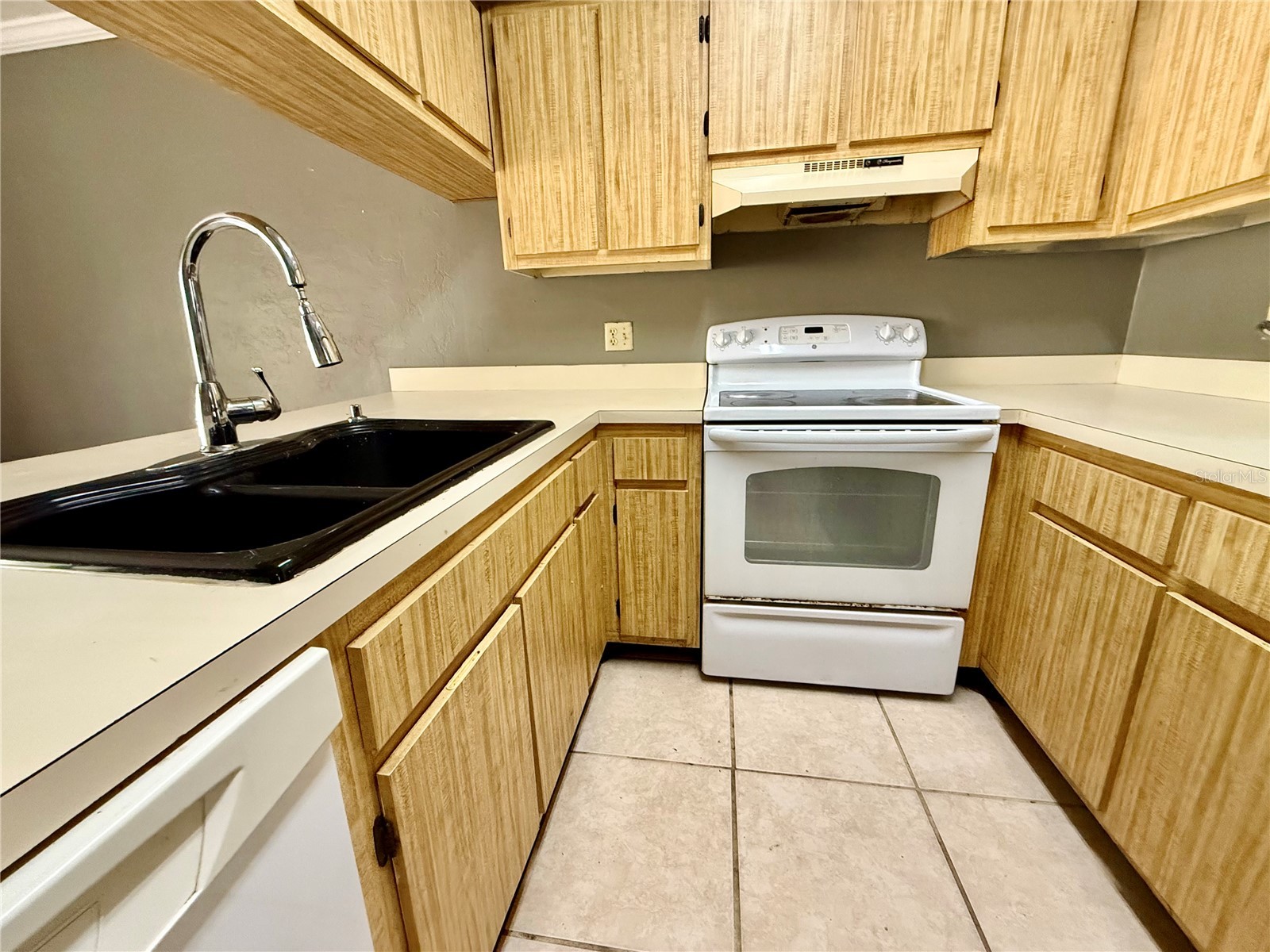 2735 SW 35th Place #601 Gainesville FL 32608 GC540680 image6