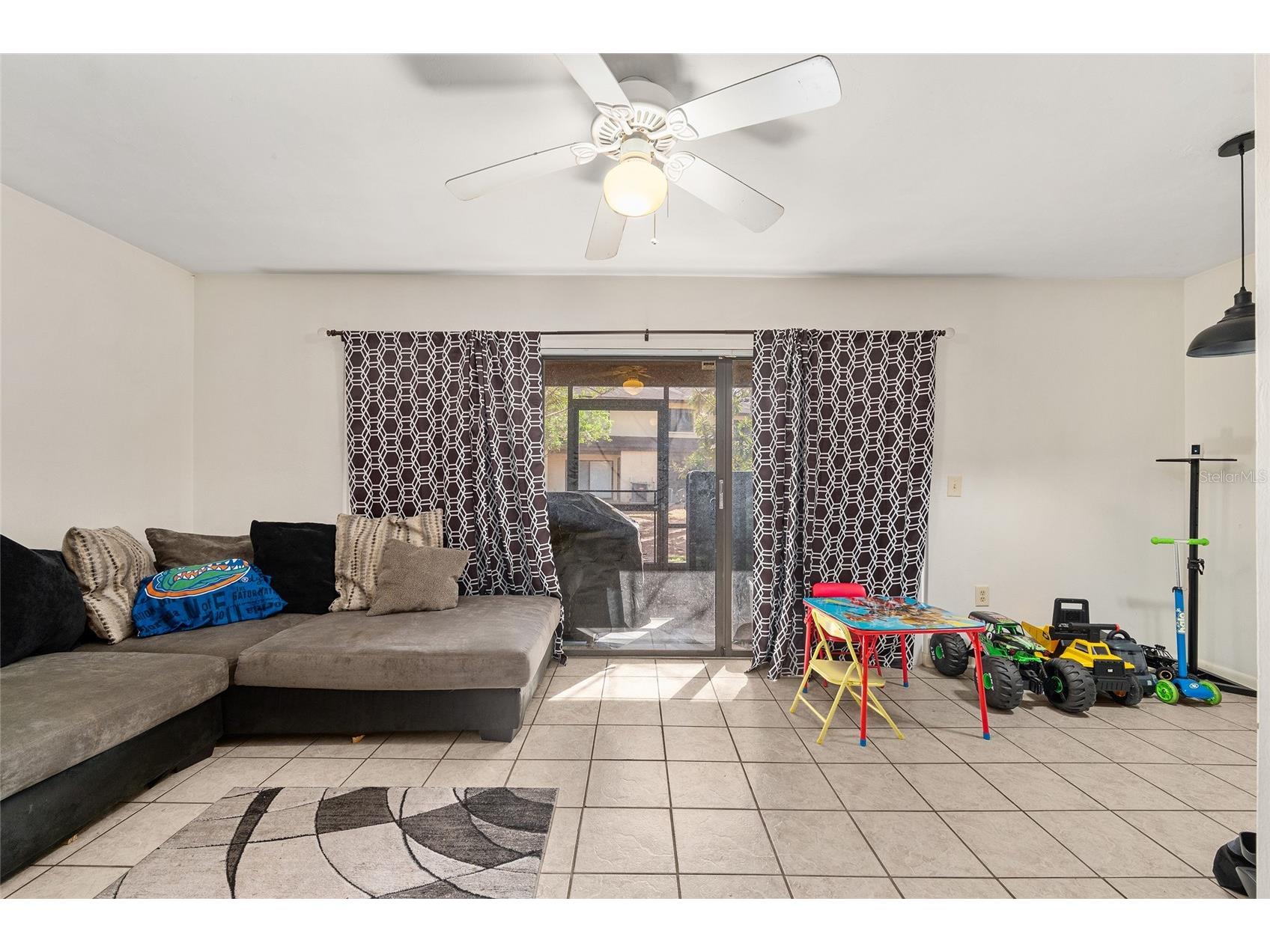 2735 SW 35th Place #801 Gainesville FL 32608 GC537277 image4