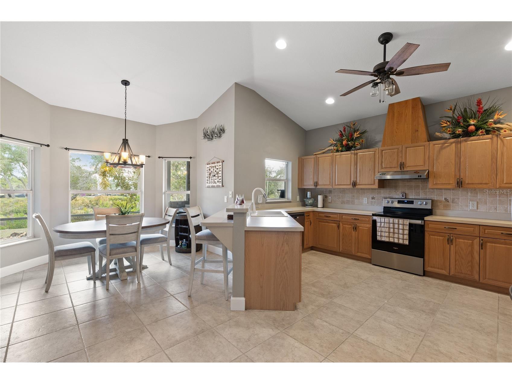 27350 San Carlos Drive Punta Gorda FL 33983 - SAN CARLOS A4685932 image12