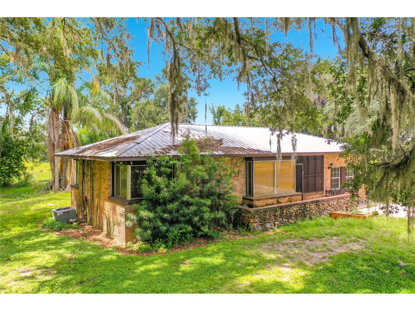 2736 Empire Church Road Groveland FL 34736 V4950199 image5