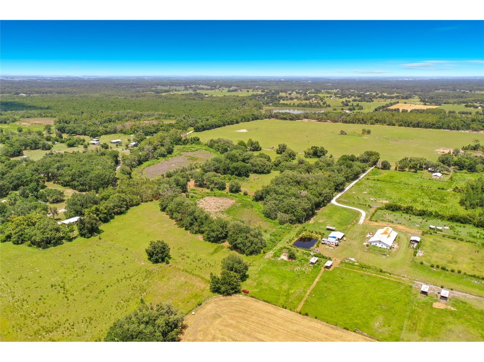 2736 Empire Church Road Groveland FL 34736 V4950199 image9