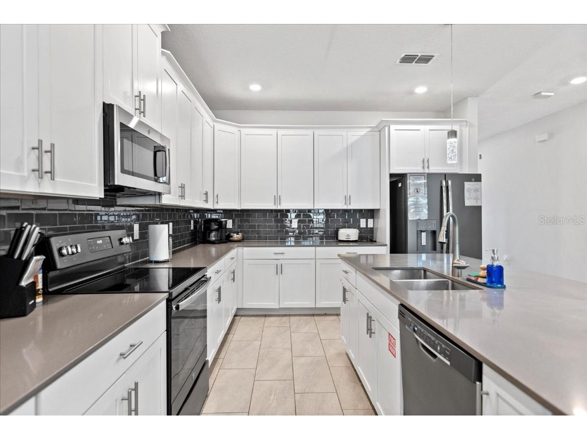 2737 Bookmark Drive Kissimmee FL 34746 O6366505 image47