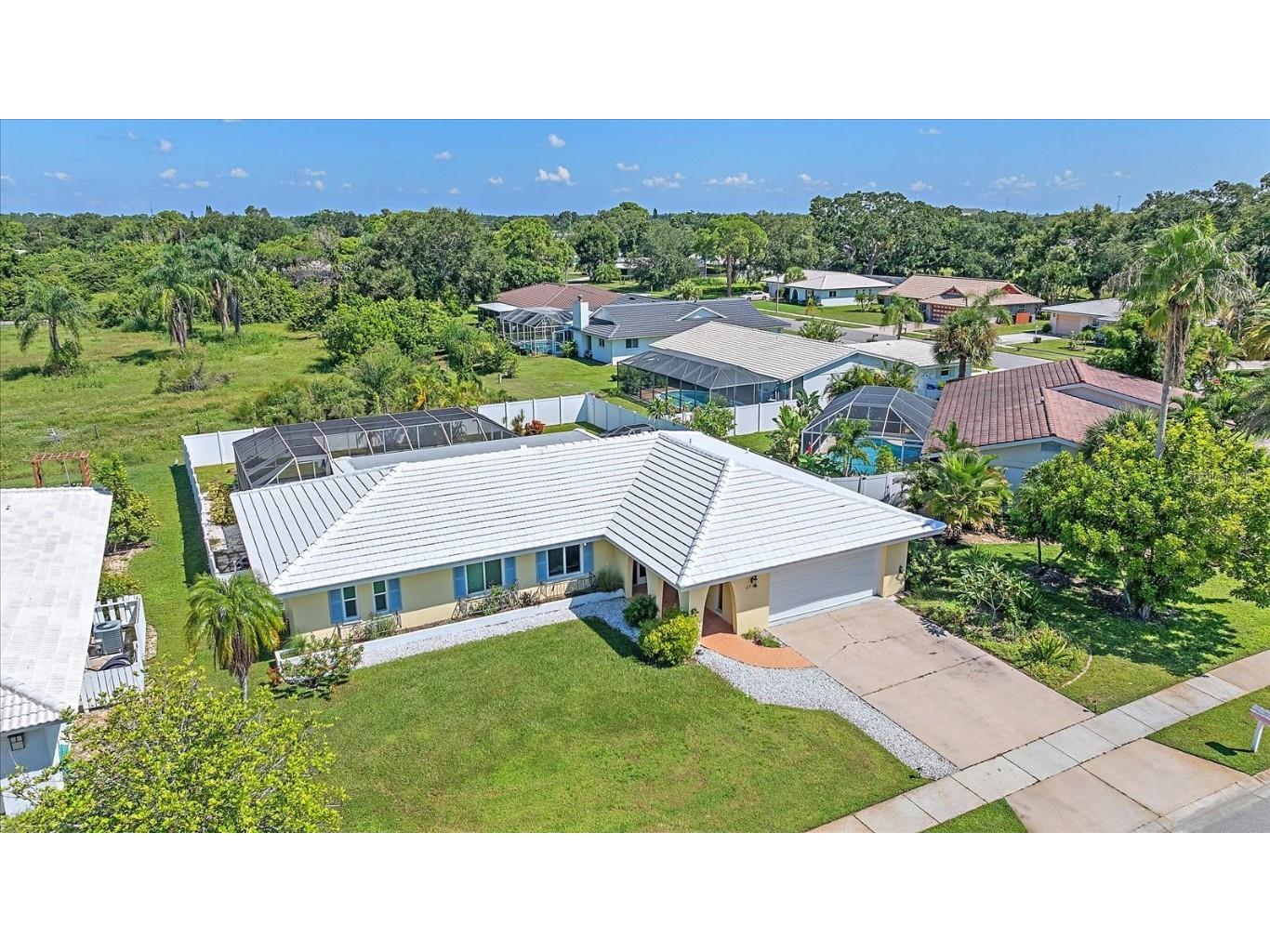 2737 Cardwell Way Sarasota FL 34231 A4624039 image1