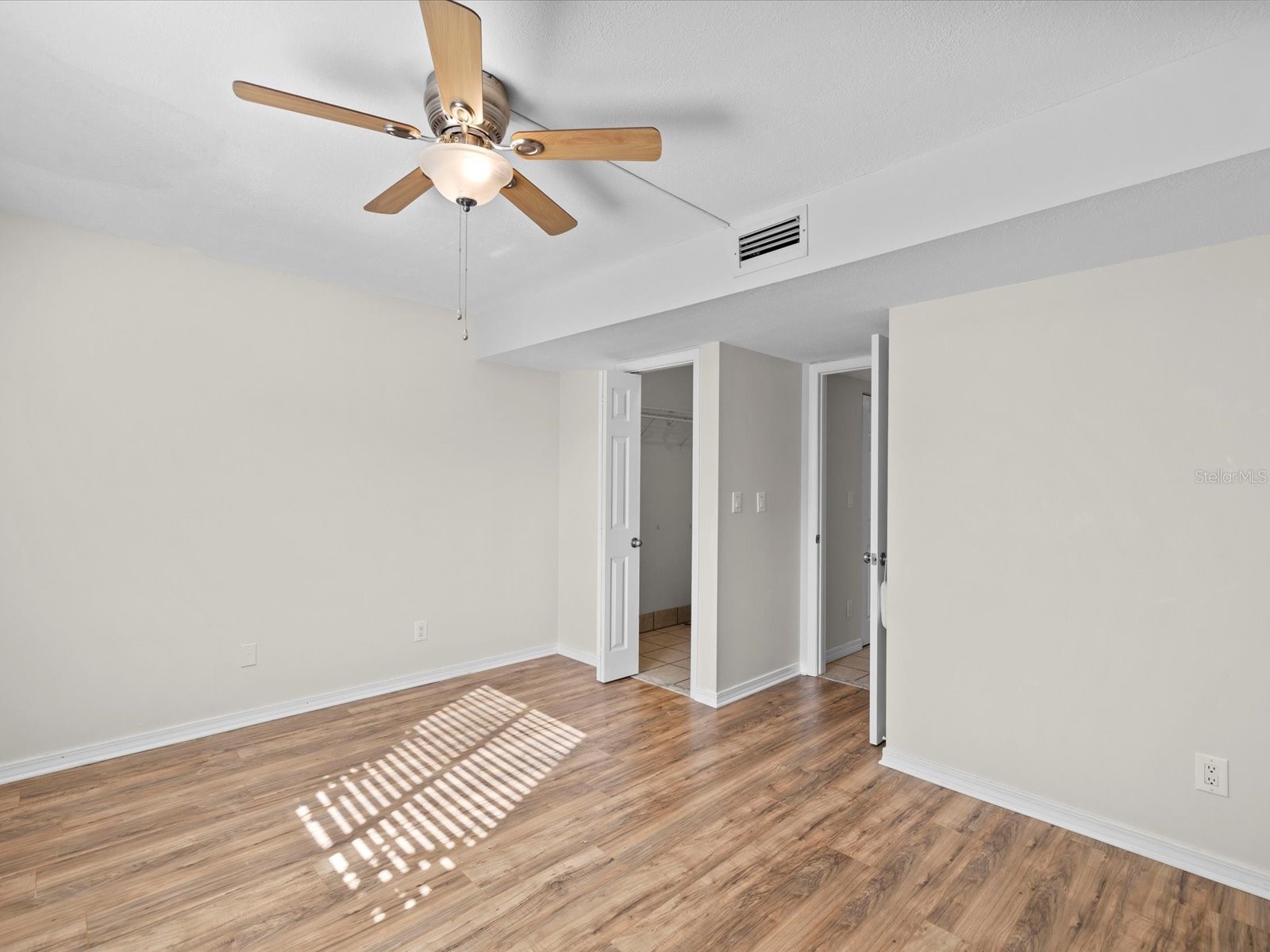 2737 Enterprise Road E #111 Clearwater FL 33759 TB8460543 image13