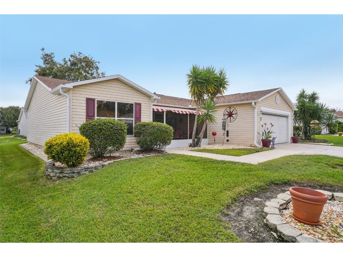 2737 Privada Drive The Villages FL 32162 G5103630 image1