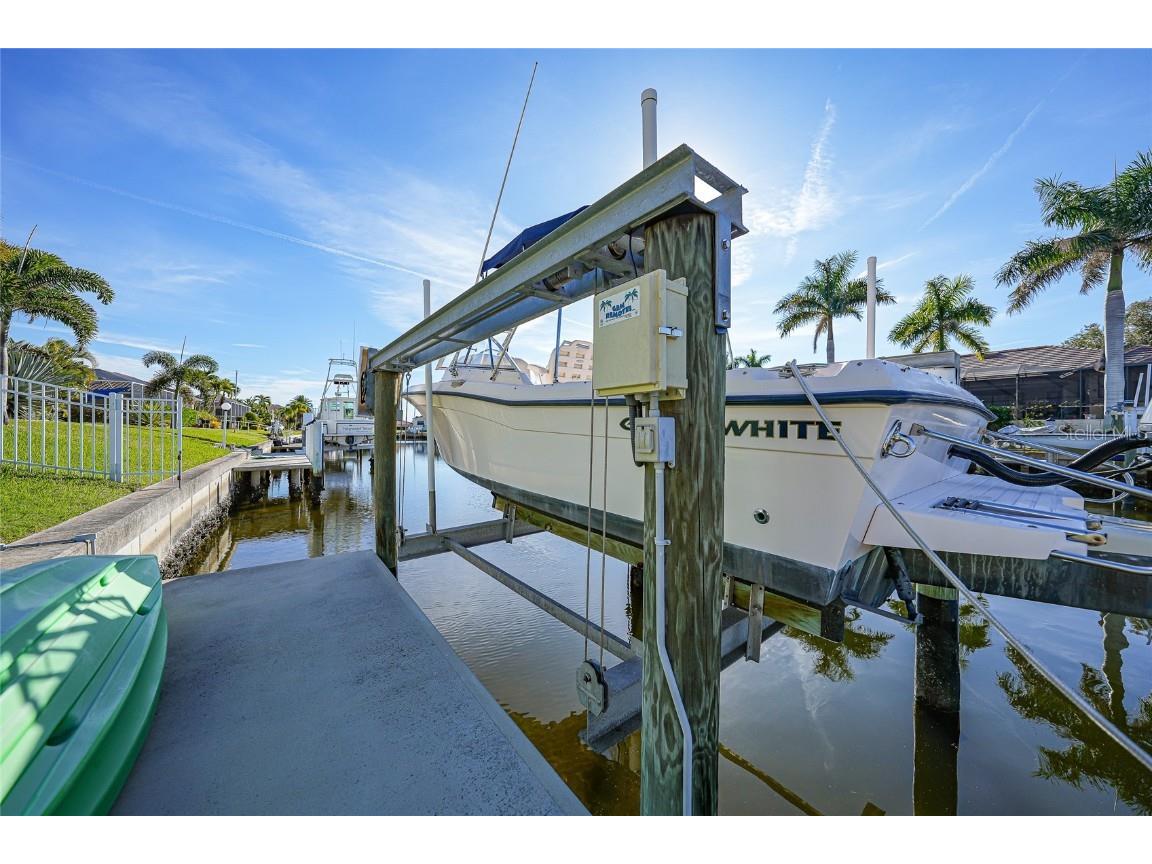 2737 Saint Thomas Drive Punta Gorda FL 33950 - SAN MATEO CANAL C7519650 image54