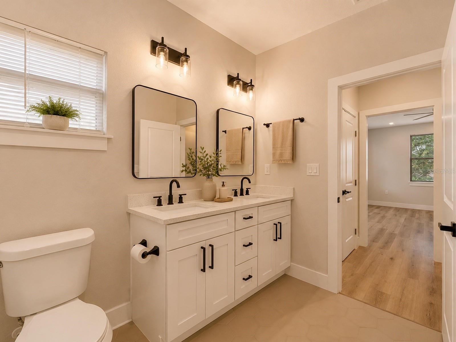 2738 16th Avenue N Saint Petersburg FL 33713 TB8508643 image10