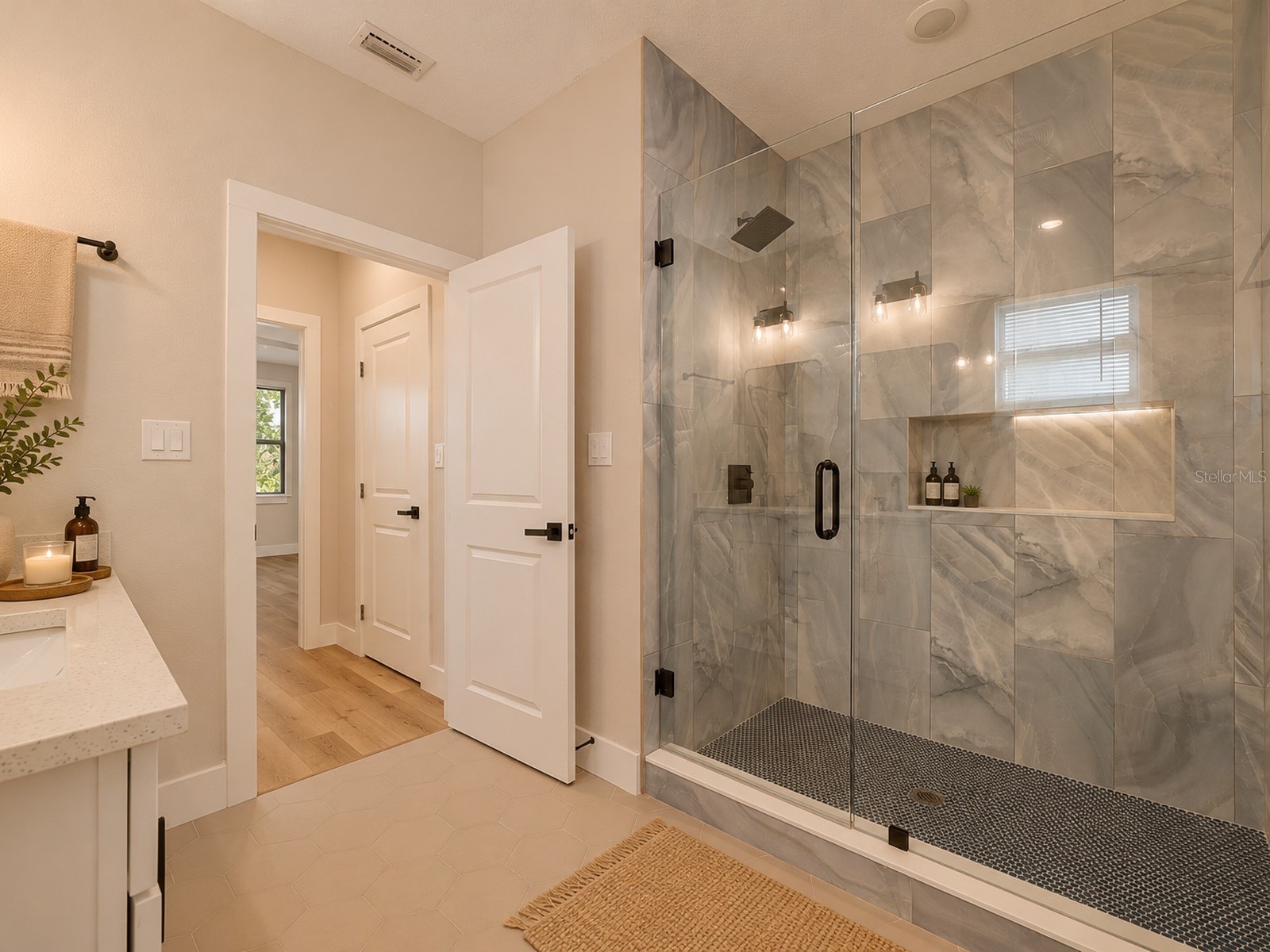 2738 16th Avenue N Saint Petersburg FL 33713 TB8508643 image22