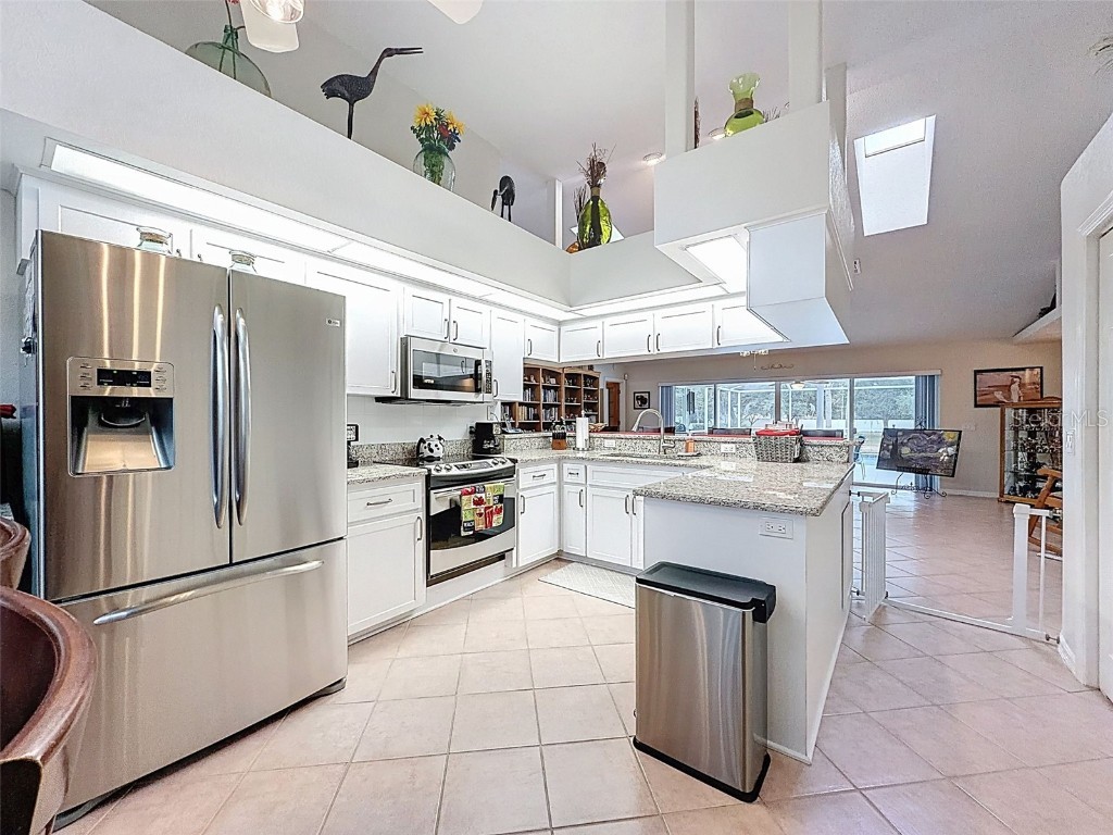 27380 Golf Course Loop Wesley Chapel FL 33544 W7881259 image8