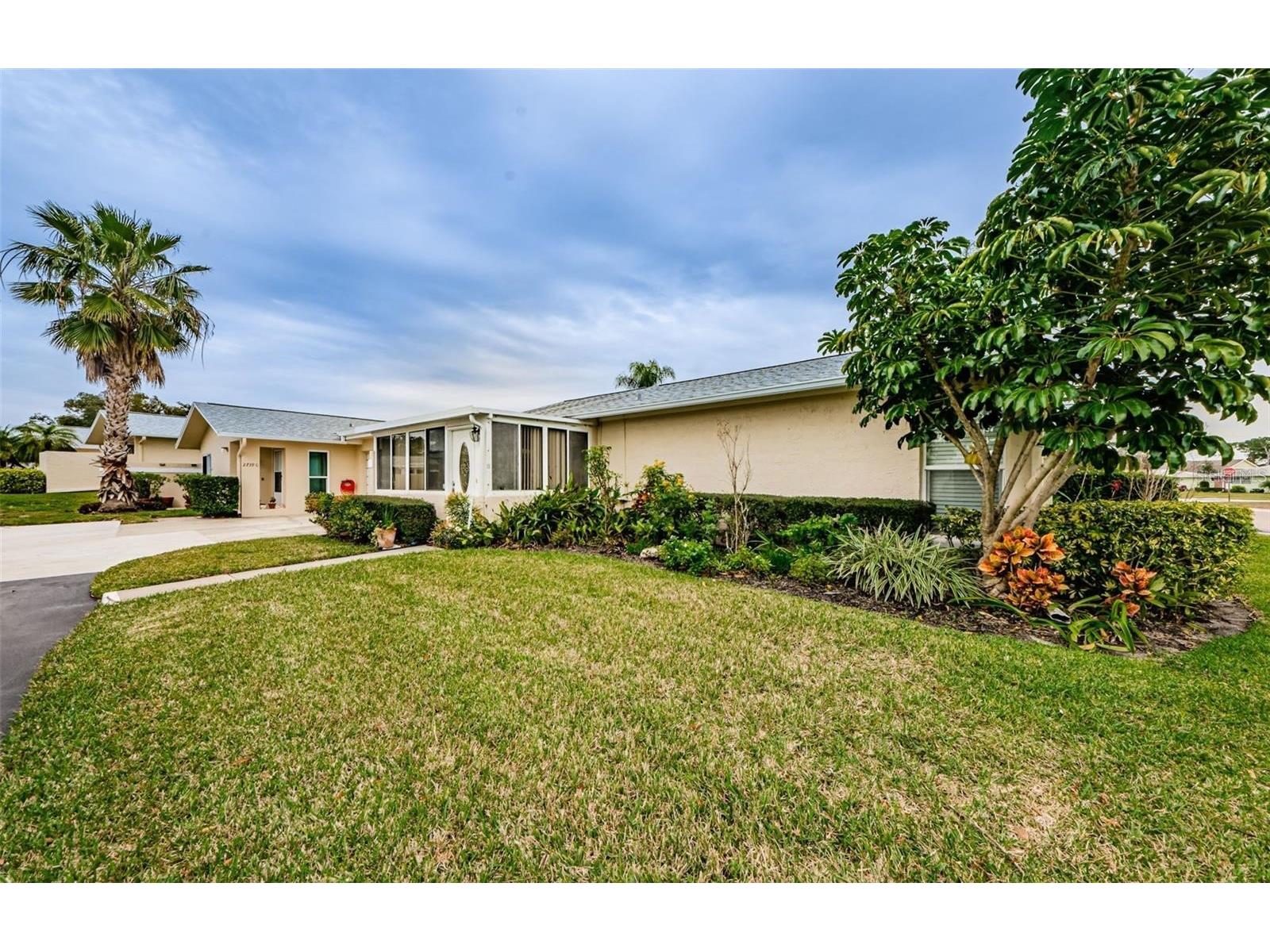 2739 Sherbrooke Lane #B Palm Harbor FL 34684 TB8462674 image3