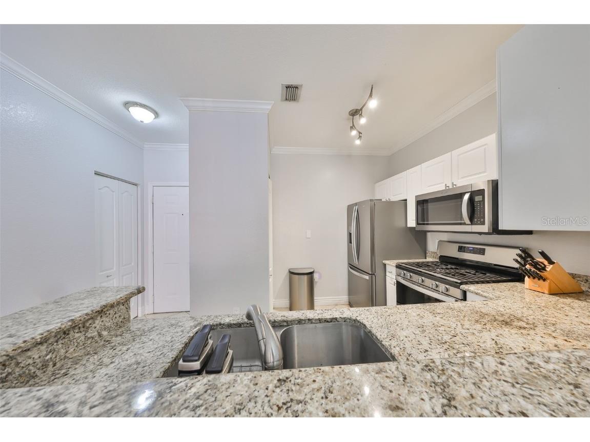 2739 Via Capri #1024 Clearwater FL 33764 - TAMPA BAY TB8374810 image11
