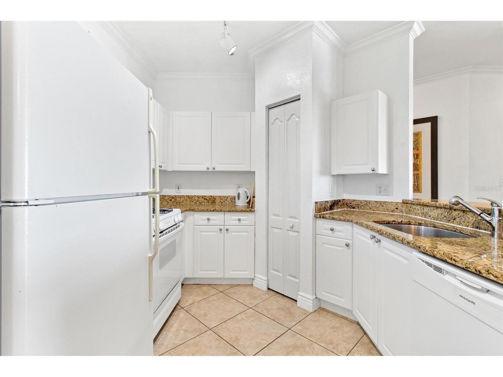 2739 Via Capri #1039 Clearwater FL 33764 - OLD TAMPA BAY TB8479350 image10