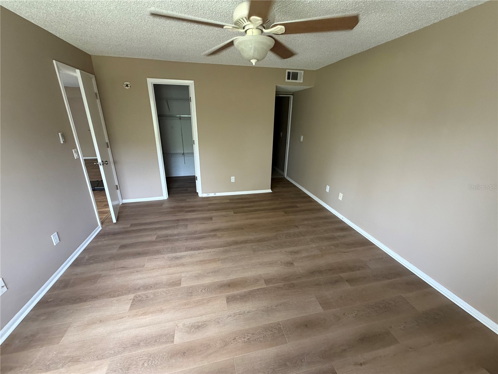 274 Cypress Lane Oldsmar FL 34677 W7884473 image6