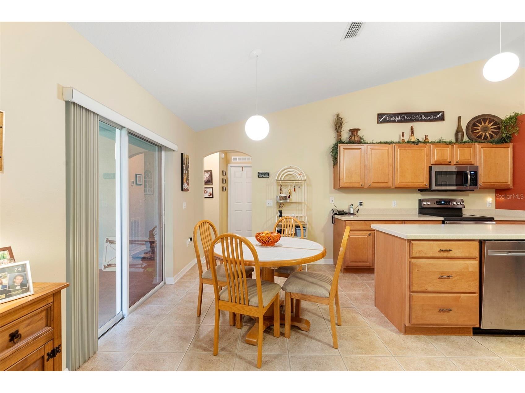 274 Knot Hole Circle Chuluota FL 32766 V4944956 image16