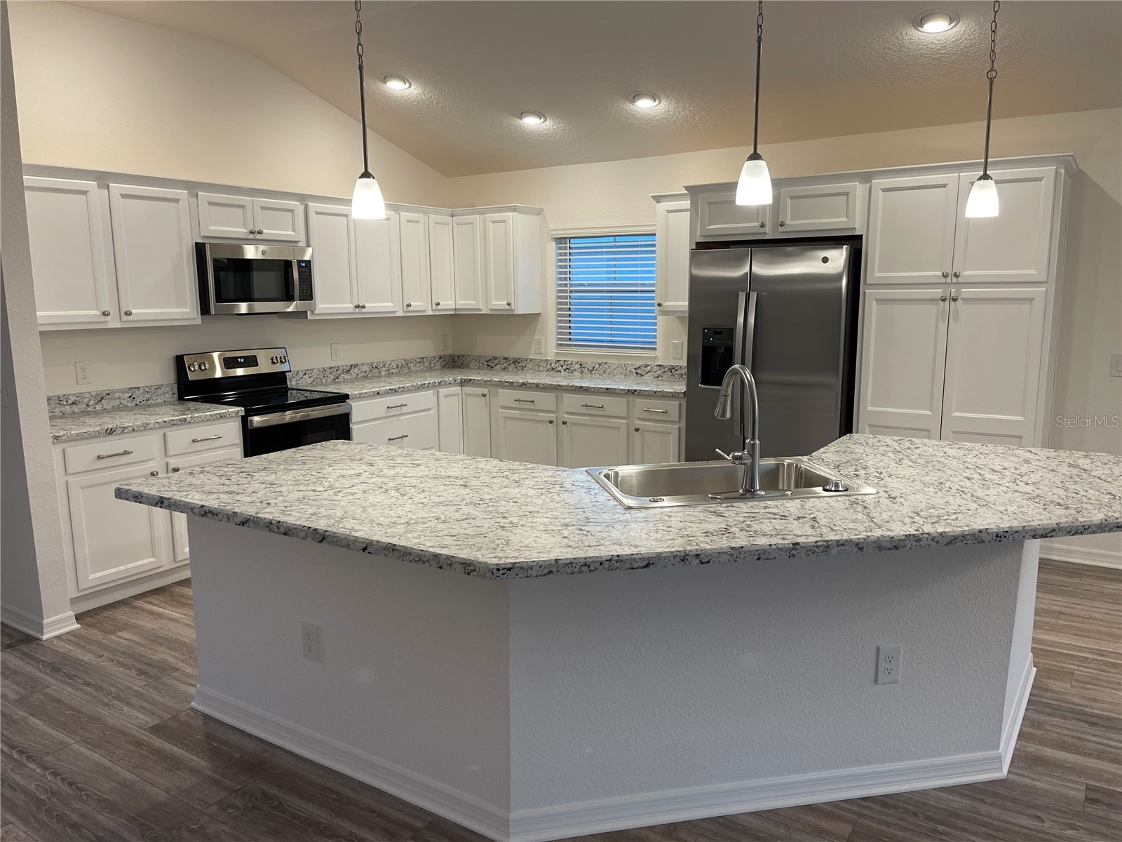 2740 Alder Avenue Middleton FL 34762 O6381669 image3