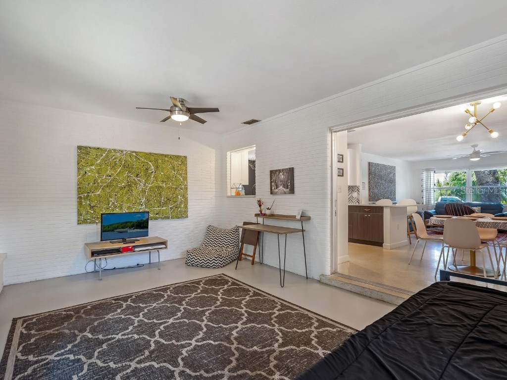 2740 Bruce Lane Sarasota FL 34237 A4673357 image14