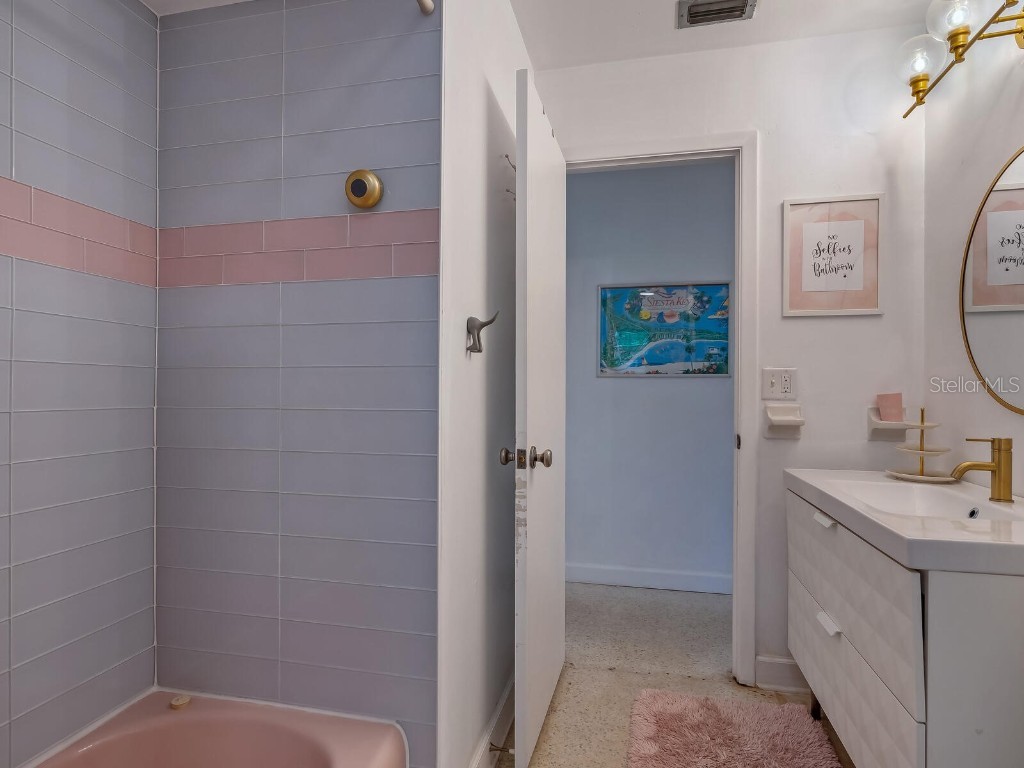 2740 Bruce Lane Sarasota FL 34237 A4673357 image23