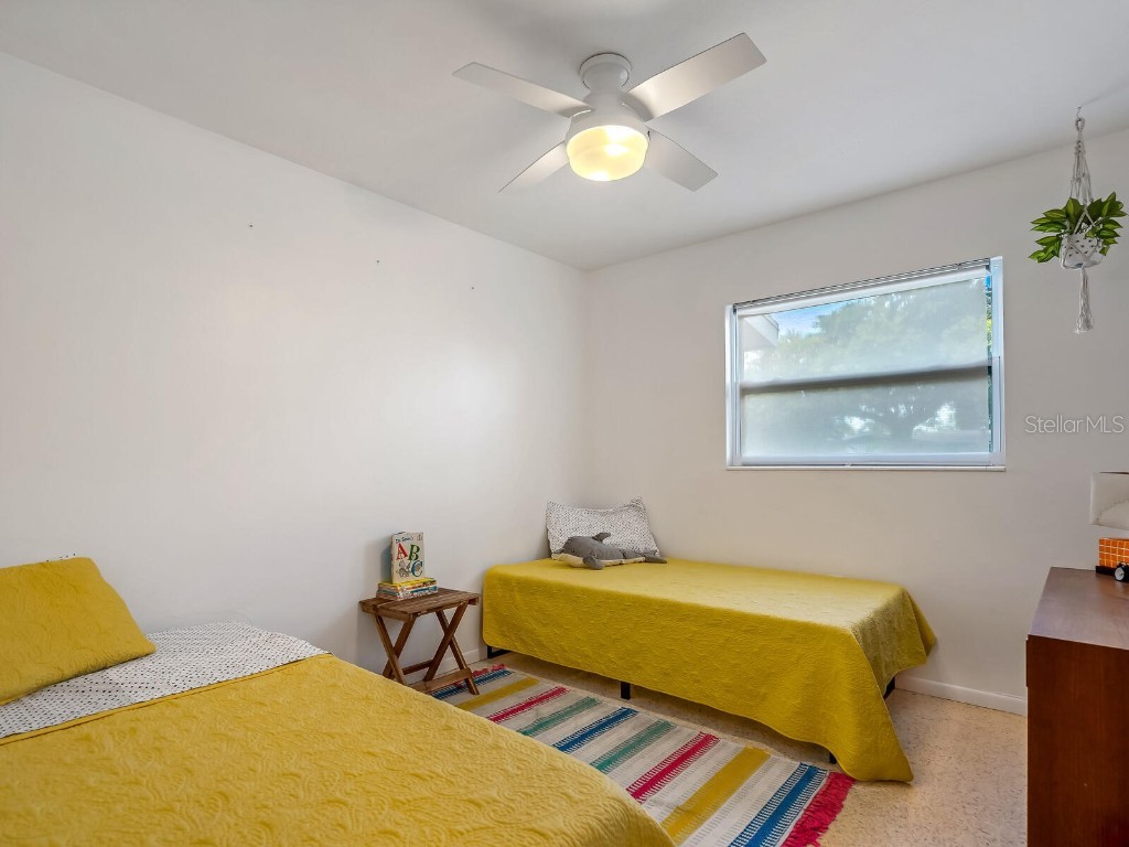 2740 Bruce Lane Sarasota FL 34237 A4673357 image24