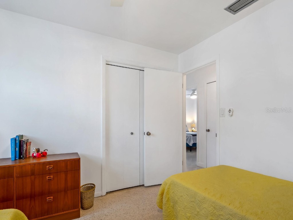 2740 Bruce Lane Sarasota FL 34237 A4673357 image25