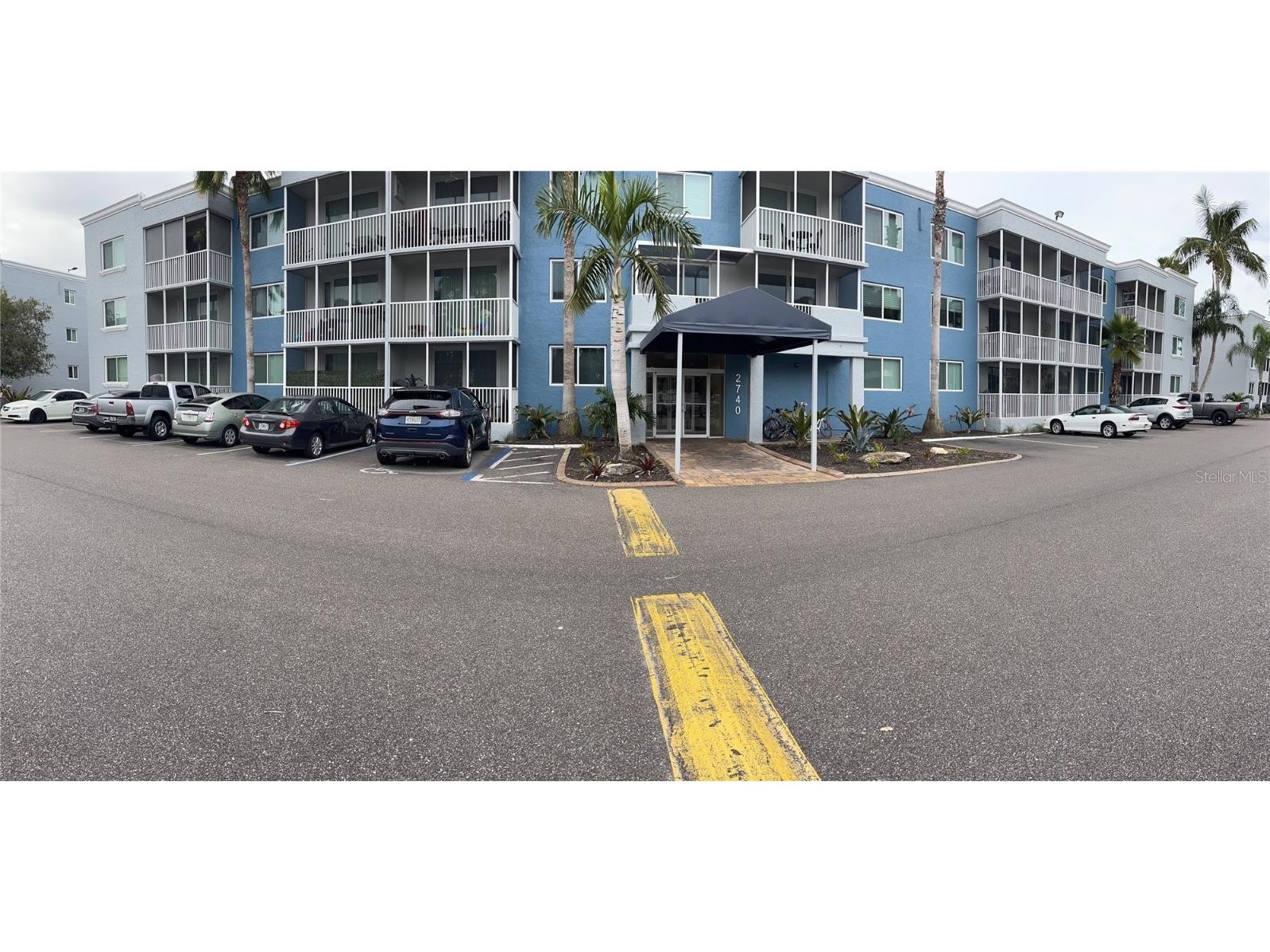 2740 Coconut Bay Lane #2E Sarasota FL 34237 A4583943 image1