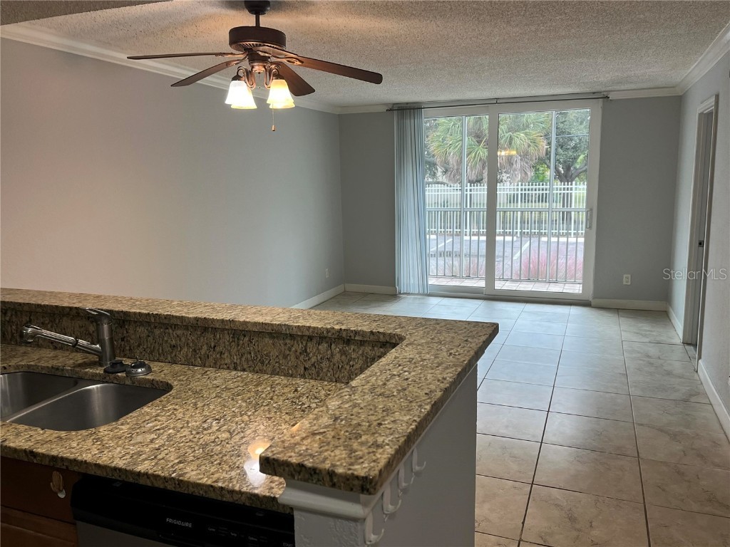 2740 Coconut Bay Lane #316 (1F) Sarasota FL 34237 A4670554 image2