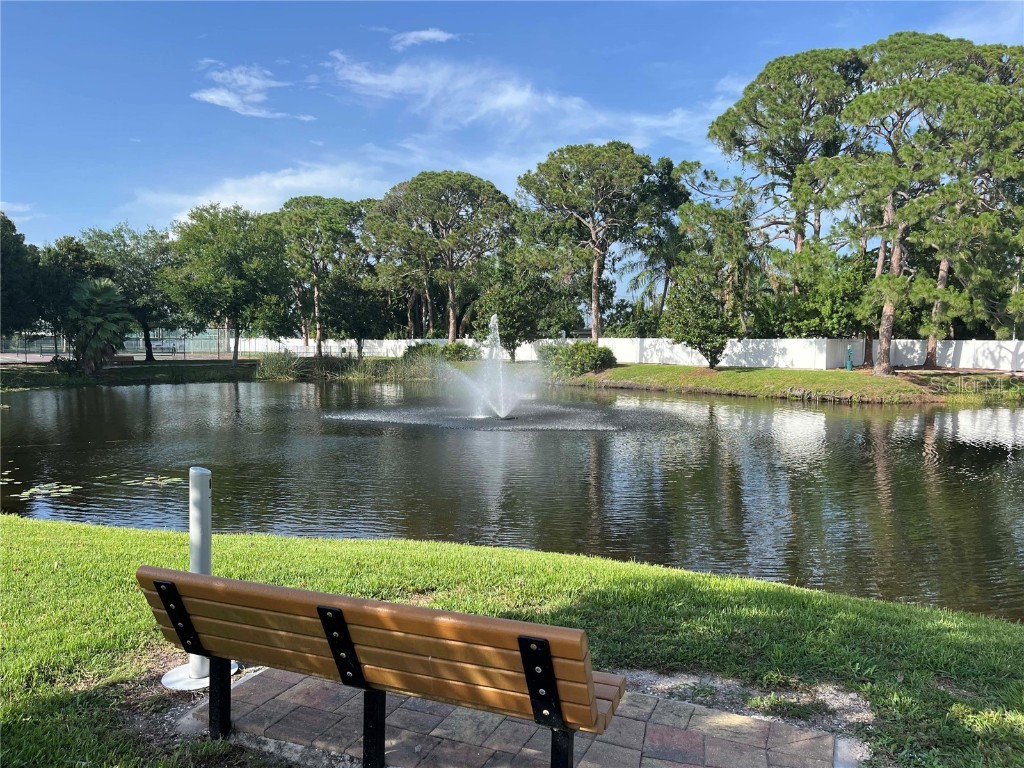 2740 Coconut Bay Lane #3210 (2J) Sarasota FL 34237 A4672567 image17