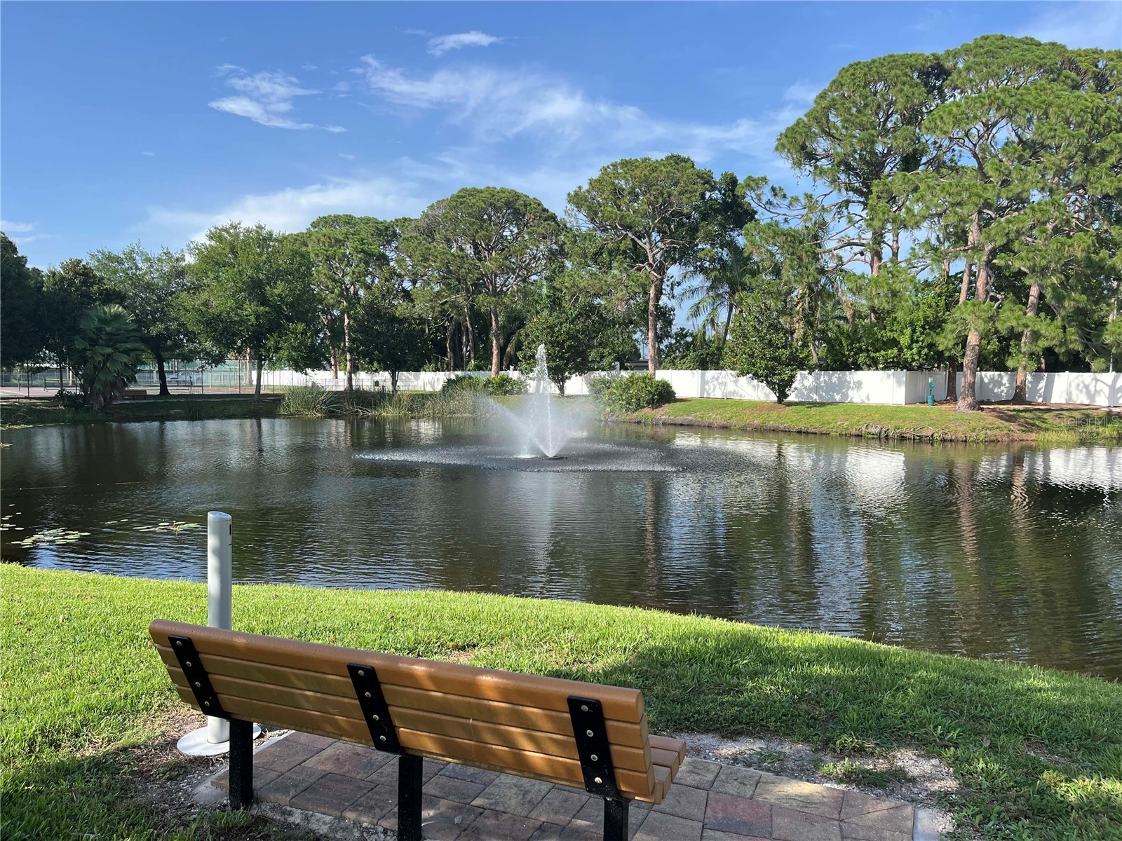 2740 Coconut Bay Ln Lane #317 Sarasota FL 34237 A4689184 image23