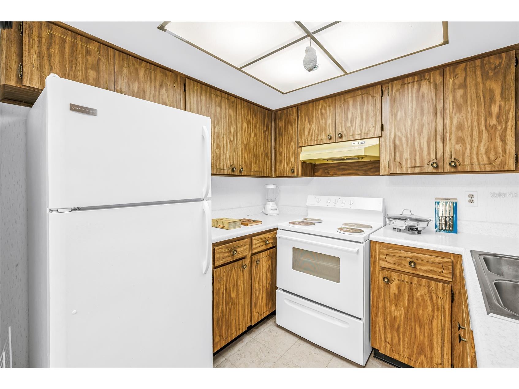 2740 Highlands Boulevard #B Palm Harbor FL 34684 - LAKE TARPON TB8502417 image12