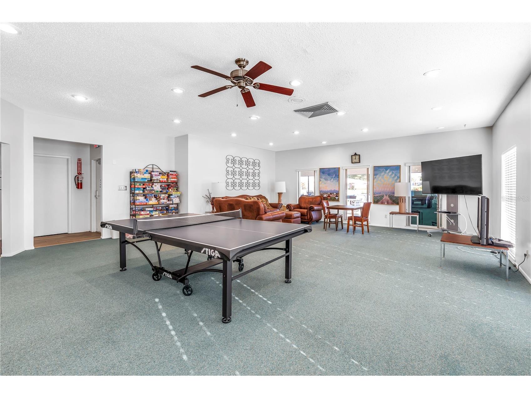 2740 Highlands Boulevard #B Palm Harbor FL 34684 - LAKE TARPON TB8502417 image39