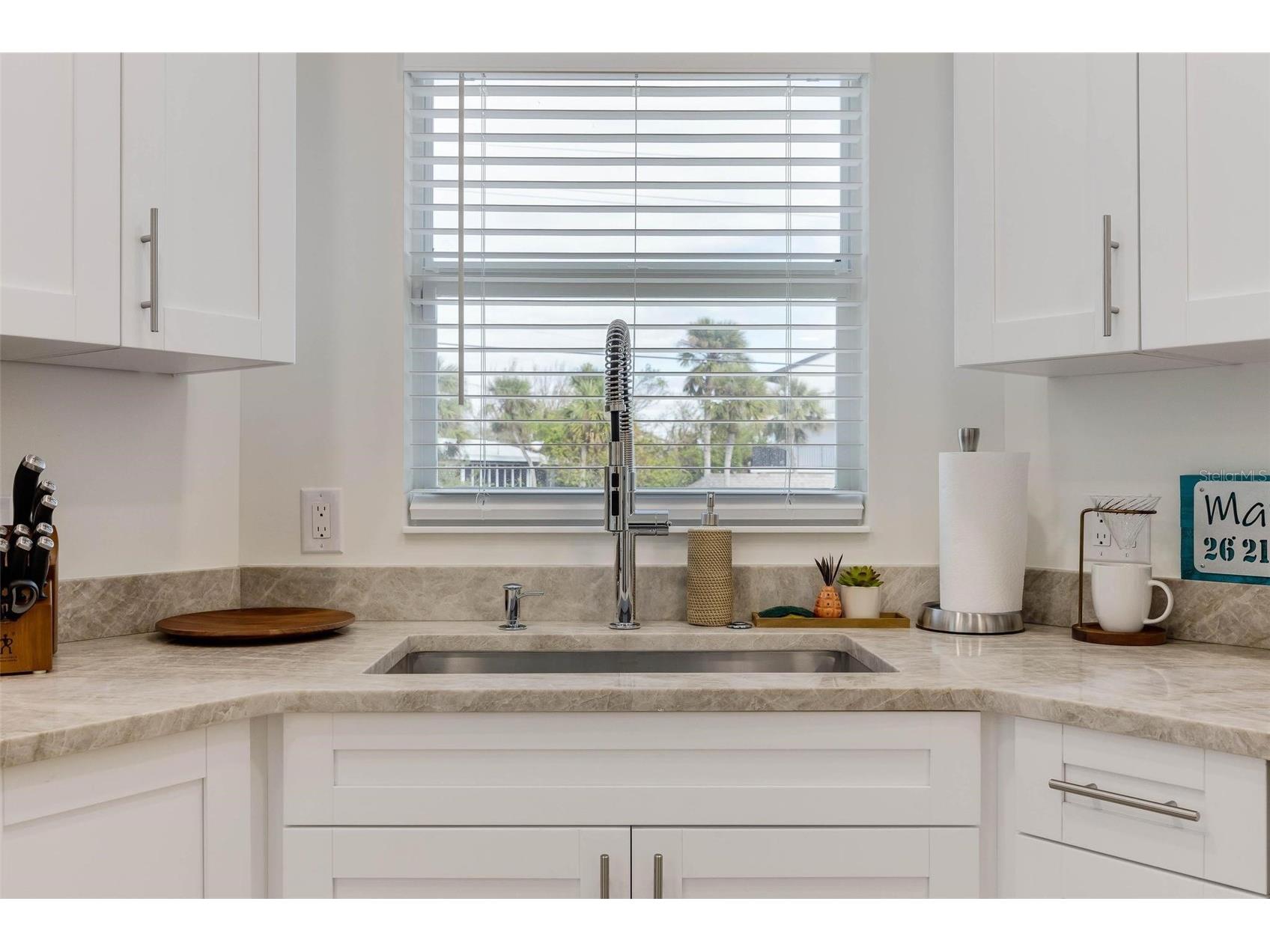 2740 N Beach Road #B Englewood FL 34223 - GULF OF MEXICO A4688005 image94