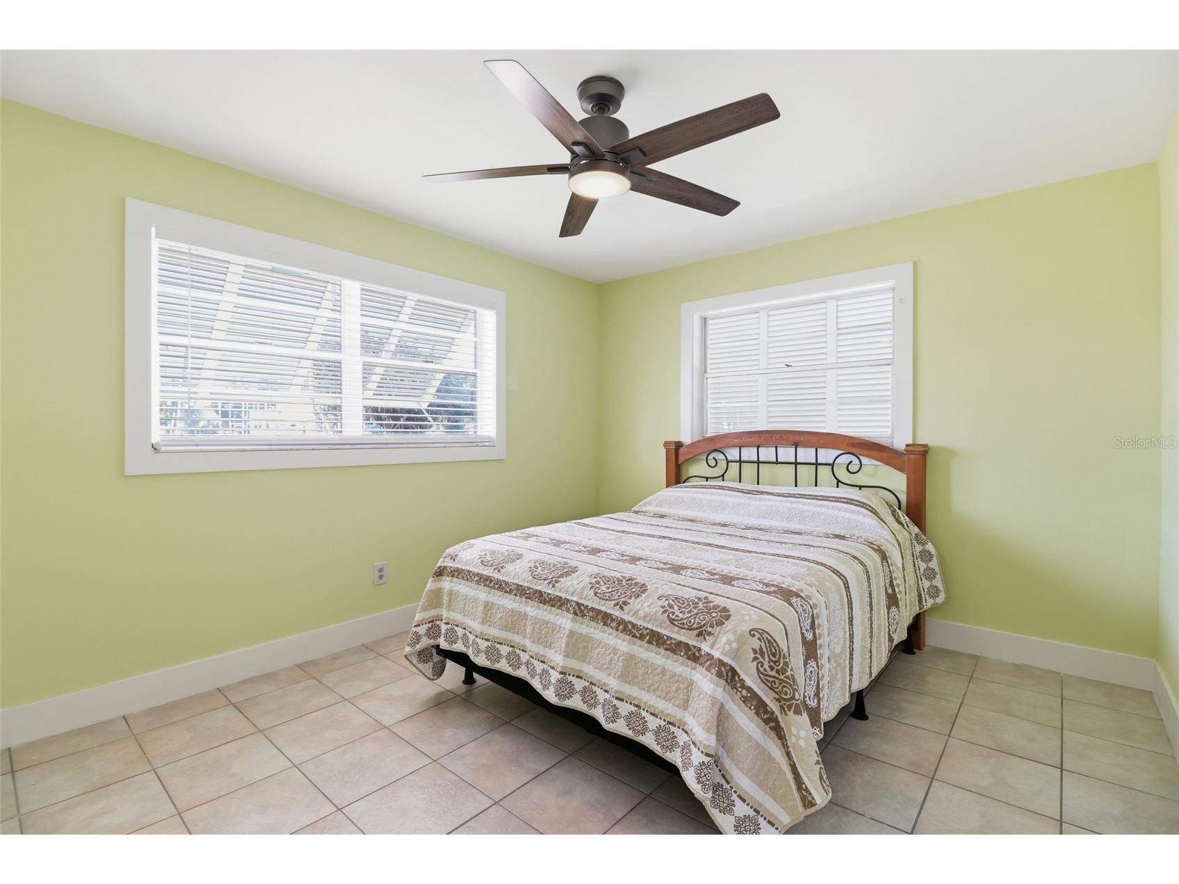 2740 Sanibel Boulevard Saint James City FL 33956 - HENLEY CANAL TB8477406 image40