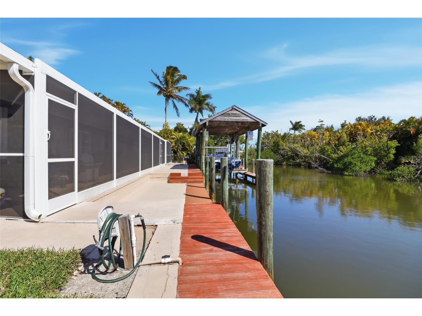 2740 Sanibel Boulevard Saint James City FL 33956 - HENLEY CANAL TB8477406 image58