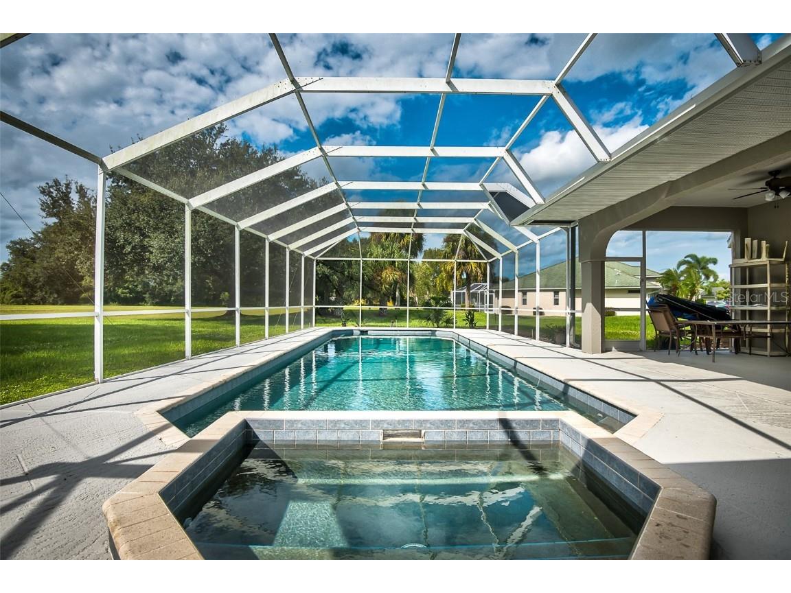 27406 Tierra Del Fuego Circle Punta Gorda FL 33983 C7469962 image2