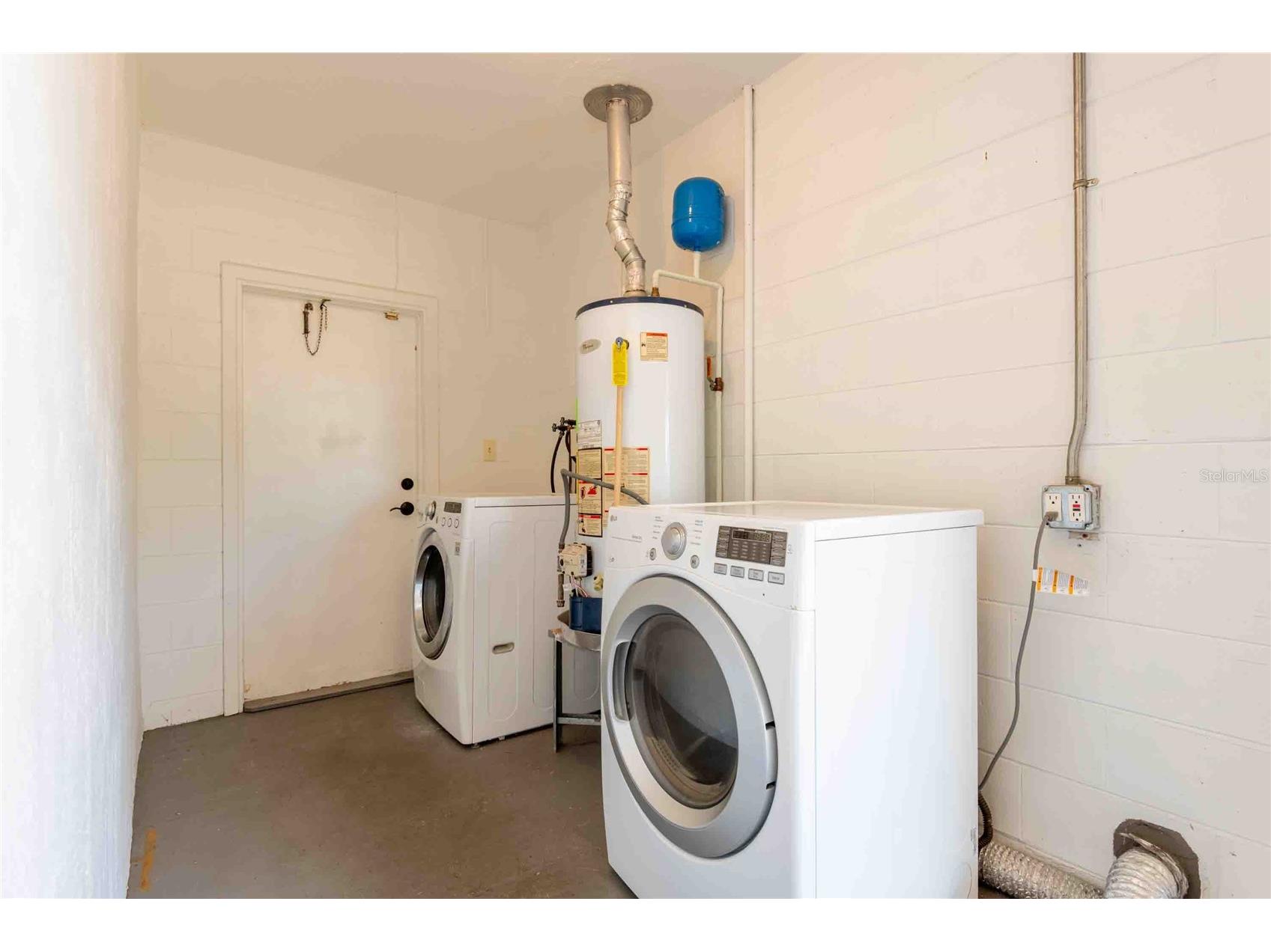 2741 37th Street S Saint Petersburg FL 33711 TB8499511 image35