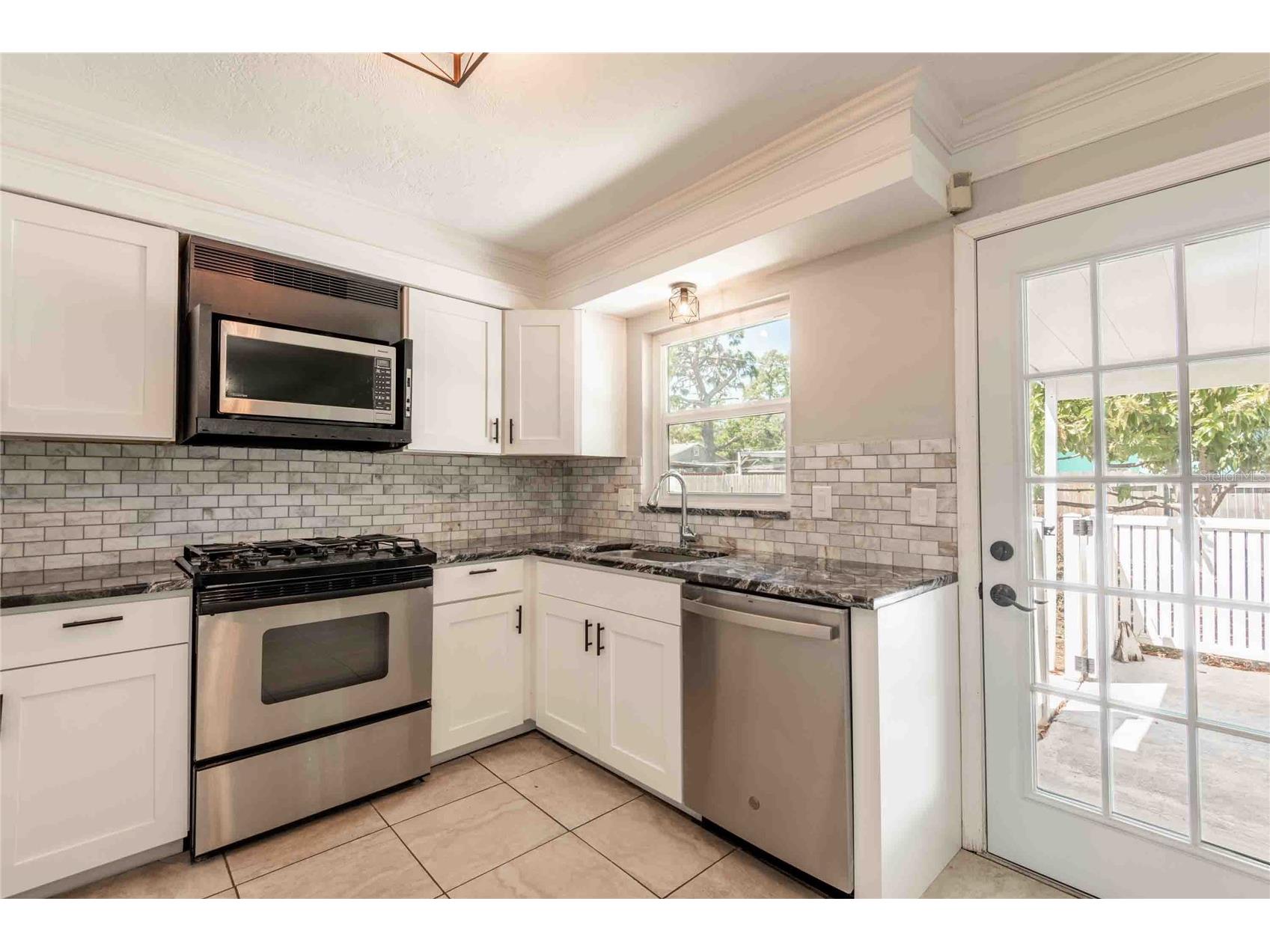 2741 37th Street S Saint Petersburg FL 33711 TB8499511 image8