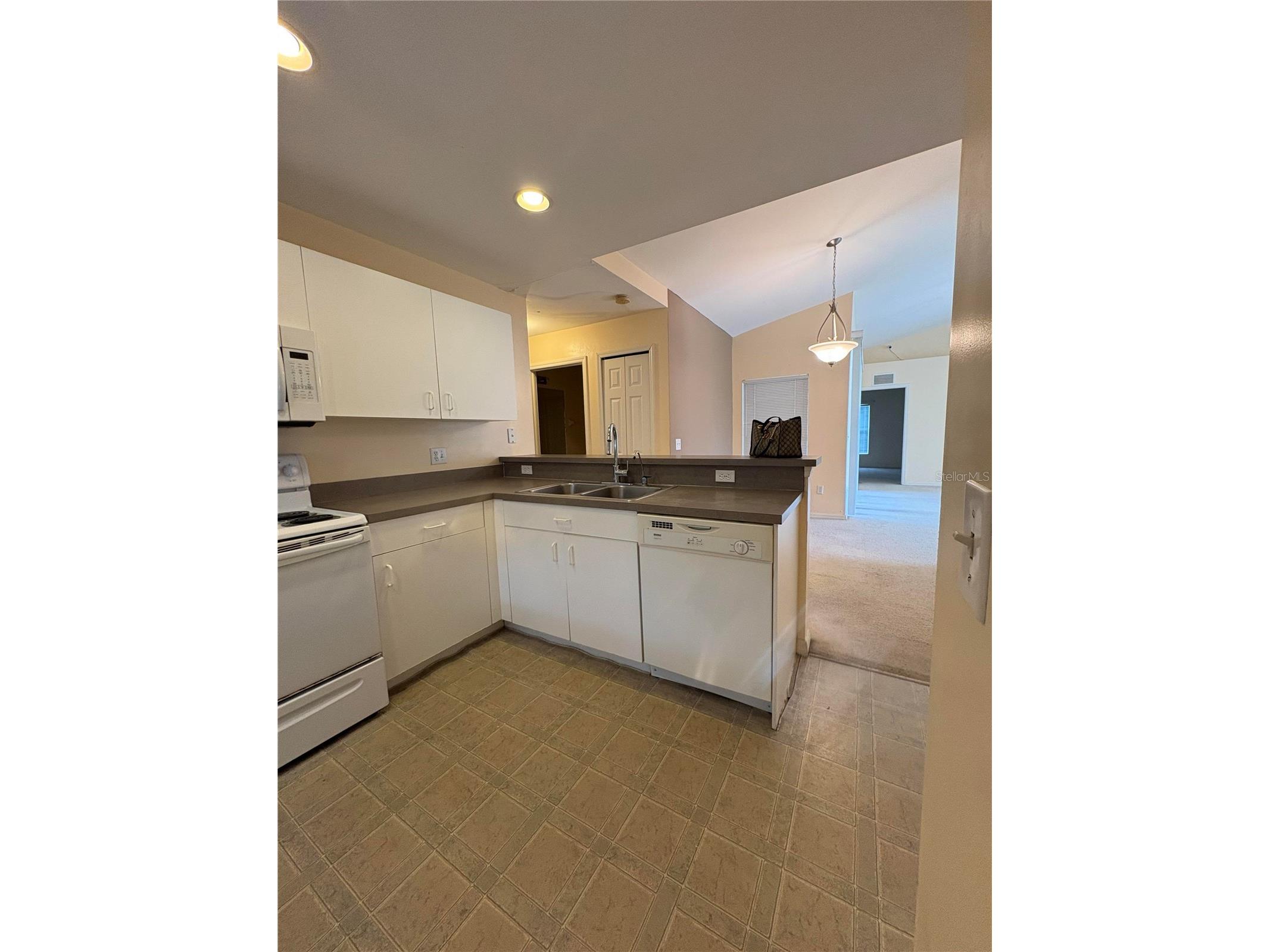 2741 Dalhart Avenue North Port FL 34286 C7526732 image9