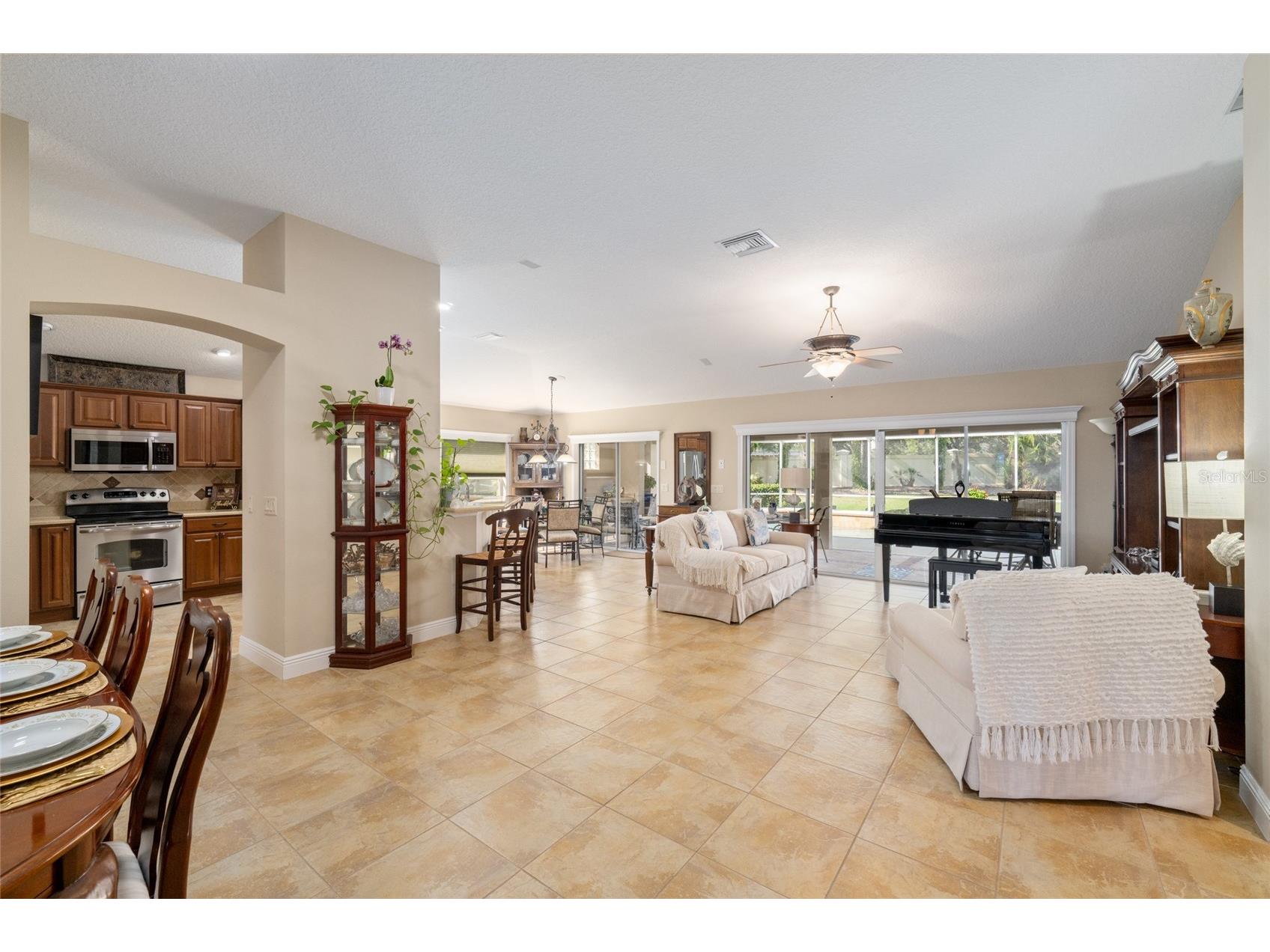 2741 Persimmon Loop The Villages FL 32162 G5112207 image9