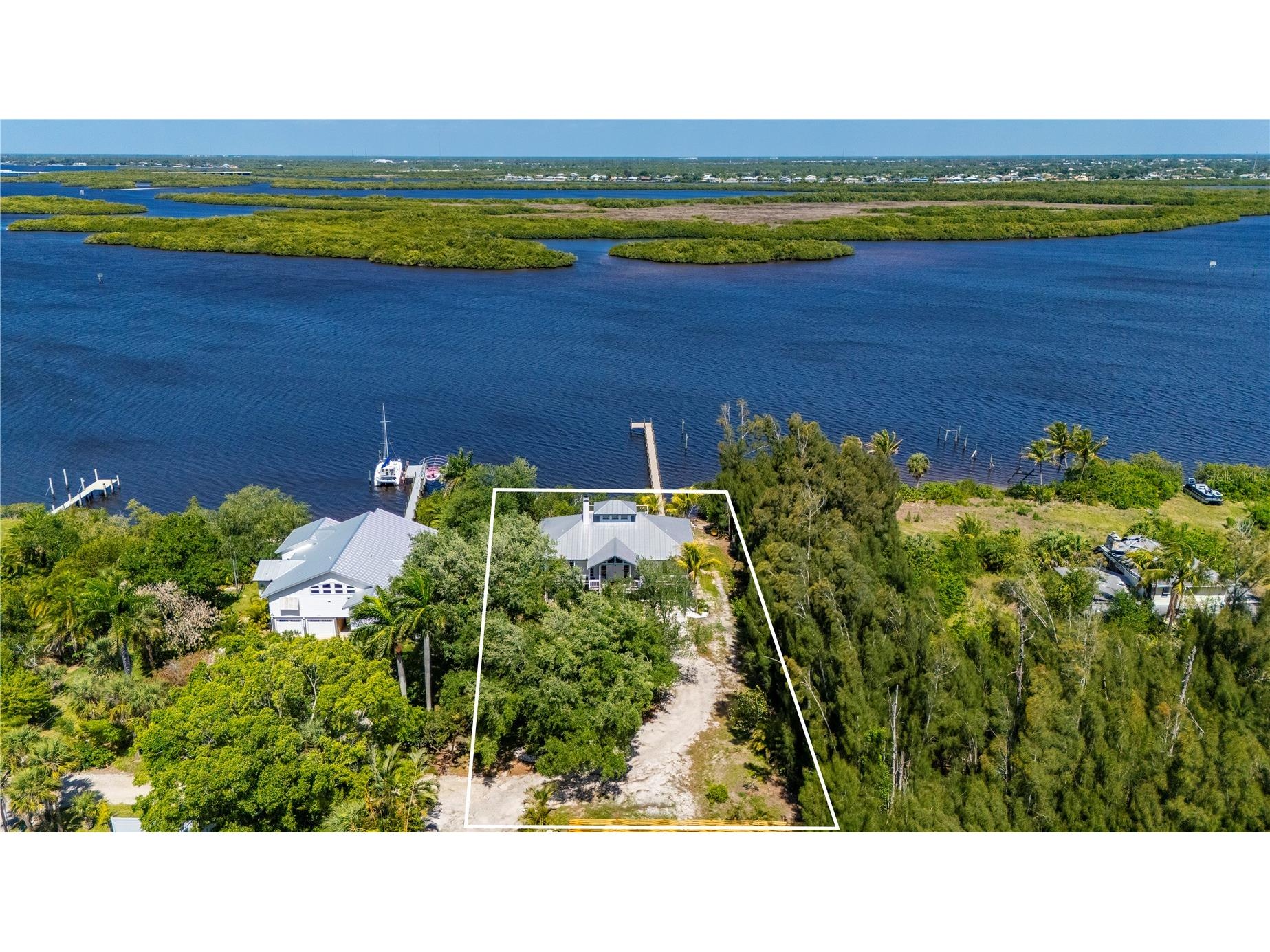 27414 Misty Avenue Punta Gorda FL 33982 - PEACE RIVER C7525140 image1