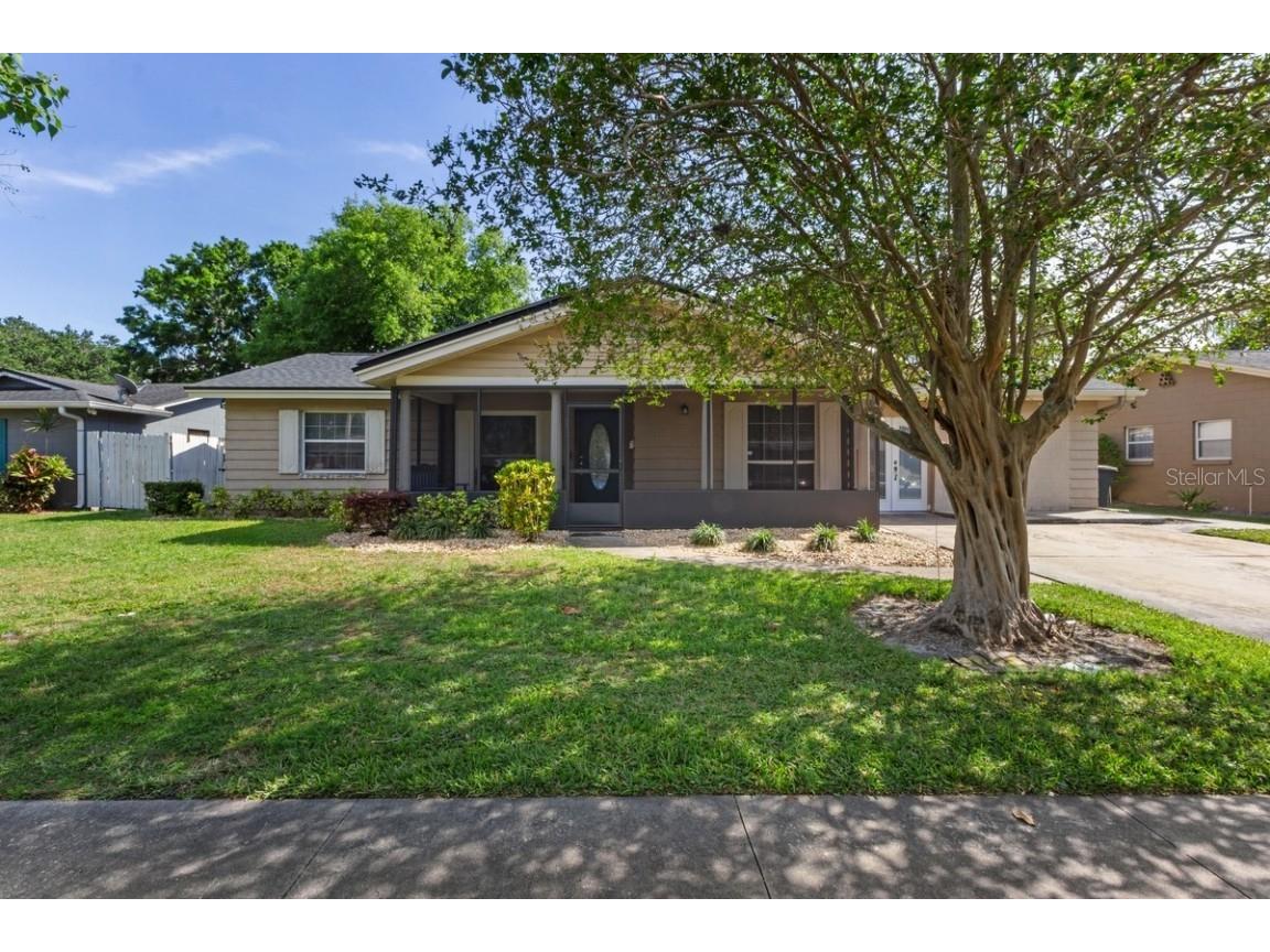 2742 Fieldstone Court Orlando FL 32839 O6192465 image1