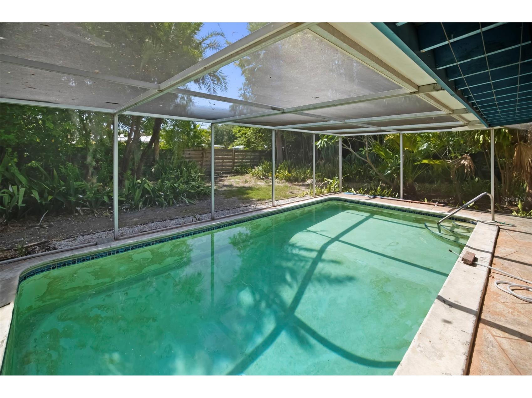 2742 S East Avenue Sarasota FL 34239 A4692545 image30