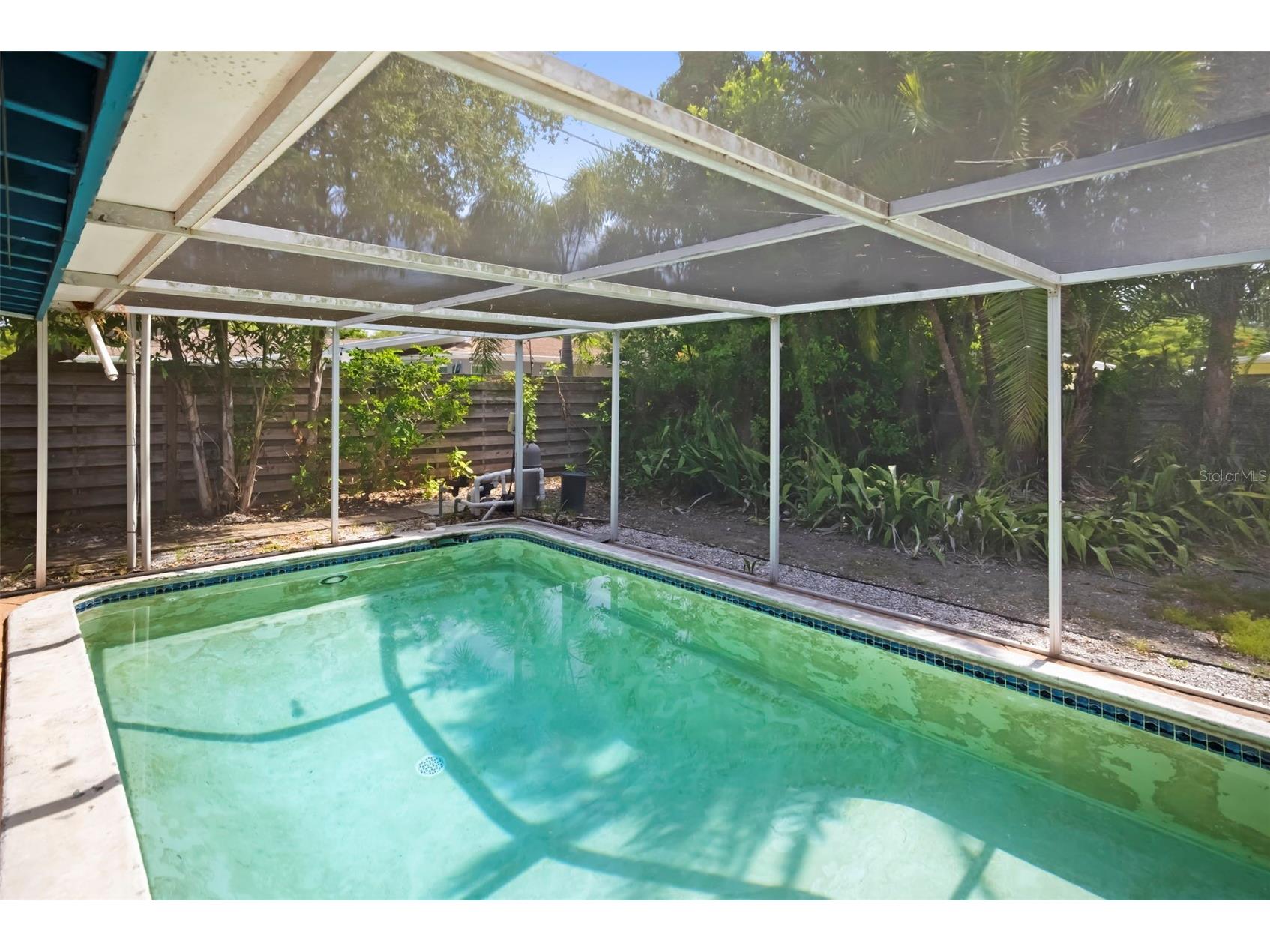 2742 S East Avenue Sarasota FL 34239 A4692545 image33