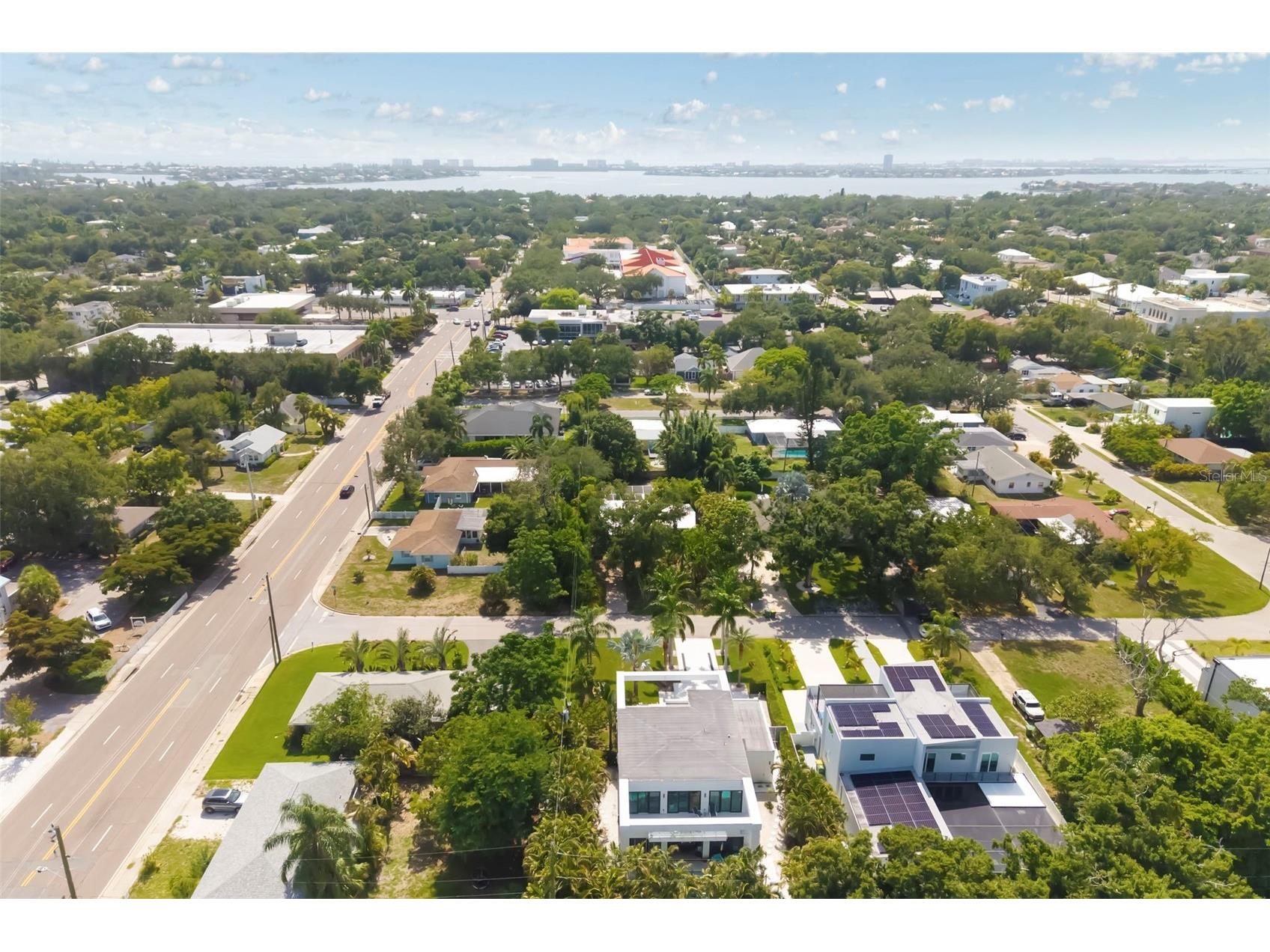 2742 S East Avenue Sarasota FL 34239 A4692545 image41