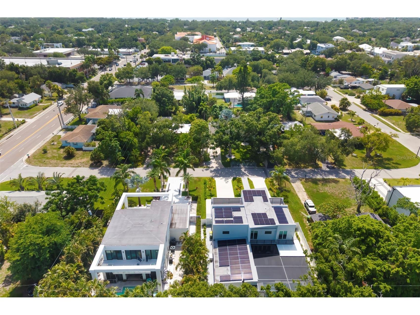 2742 S East Avenue Sarasota FL 34239 A4692545 image43