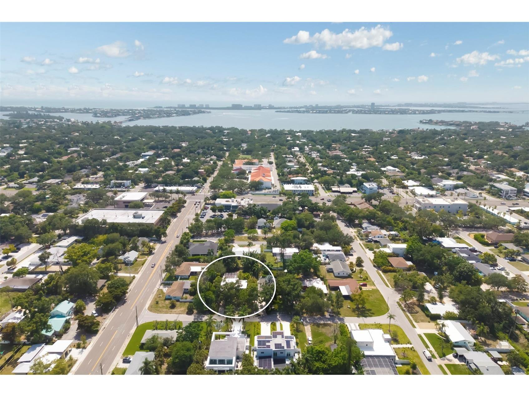 2742 S East Avenue Sarasota FL 34239 A4692545 image7