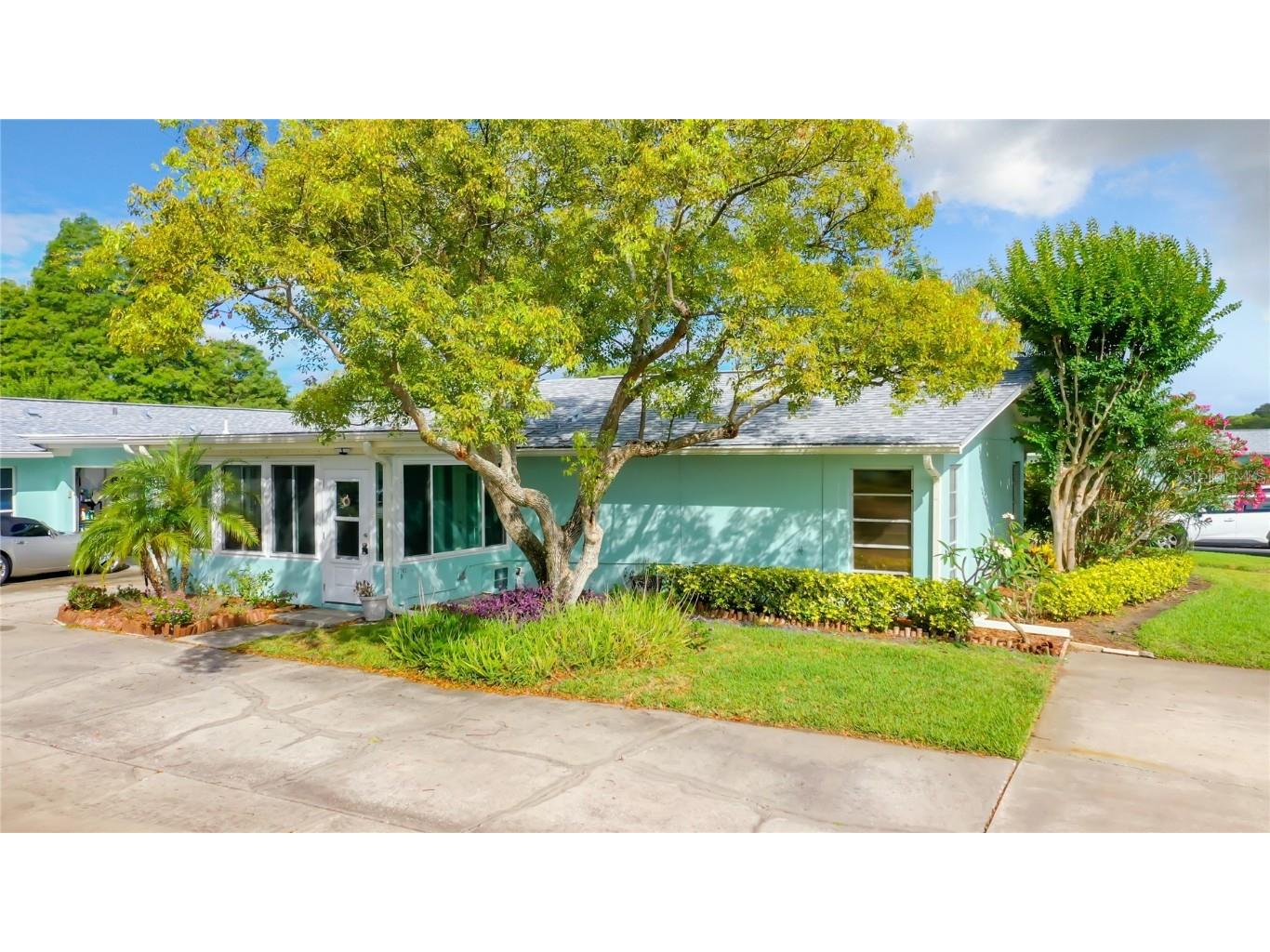 2742 Sherbrooke Lane #B Palm Harbor FL 34684 U8201738 image1