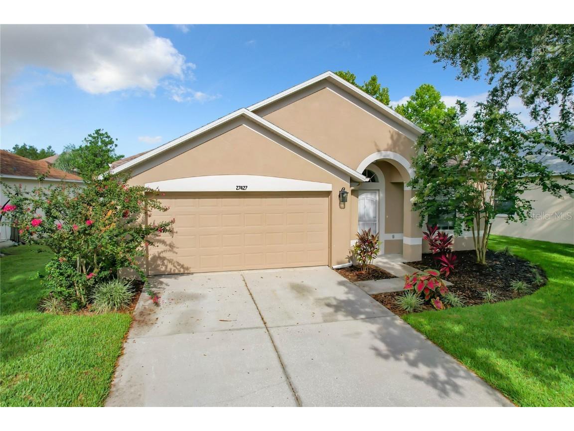 27427 Sky Lake Circle Wesley Chapel FL 33544 U8206969 image1
