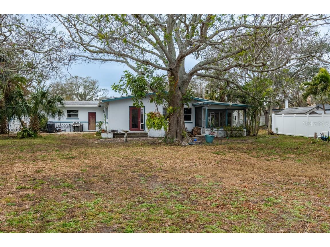 2744 45th Street S Gulfport FL 33711 - CLAM BAYOU TB8338935 image15